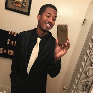 Meet your Posher, Eric